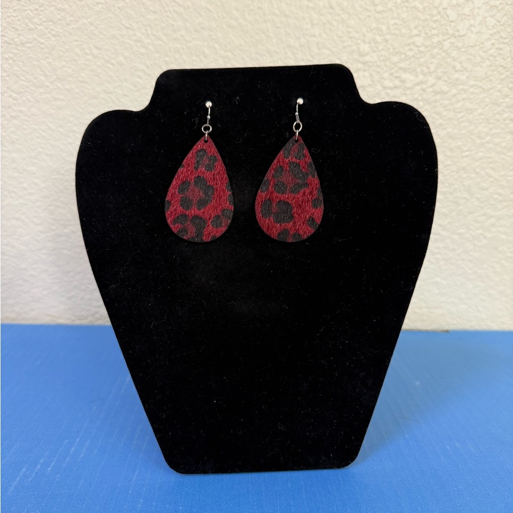 Red Leopard Print Teardrop Earrings